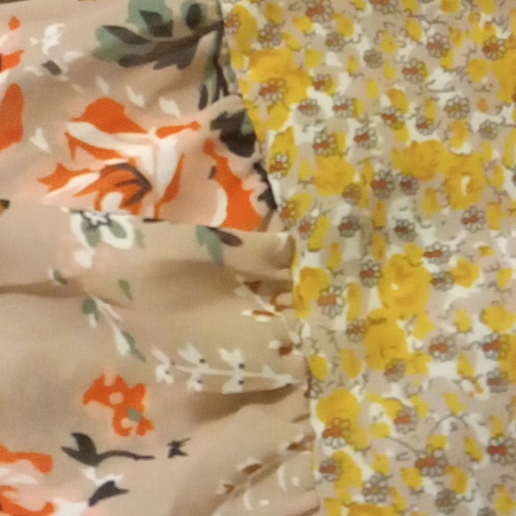 Umgee Flutter Sleeve Thermal Blouse with Peplum Hem - Picture 6 of 7